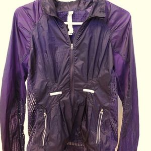 Lululemon Purple Nylon and Mesh Running Jacket, Size 8